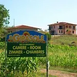 Nocleg ze śniadaniem Il Girasole - & House In Country - Air Conditioned - 1500 Meters From Historic Center