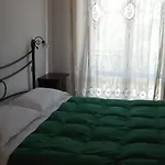 Nocleg ze śniadaniem Il Girasole - & House In Country - Air Conditioned - 1500 Meters From Historic Center
