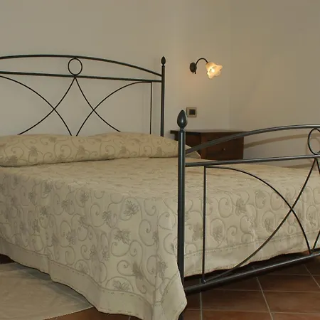 Il Girasole - & House In Country - Air Conditioned - 1500 Meters From Historic Center