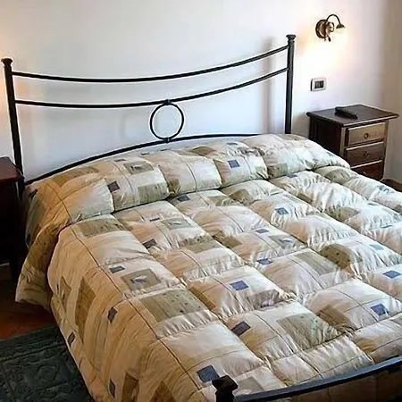 Il Girasole - & House In Country - Air Conditioned - 1500 Meters From Historic Center Bed & Breakfast